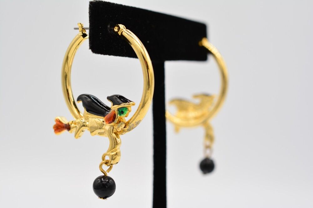 Vintage Earrings Halloween Flying Witch Hoops Broom Enamel Dangle NOS 80s BinA9